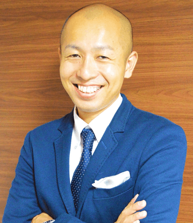 株式会社ヨビコム代表取締役 加藤英章